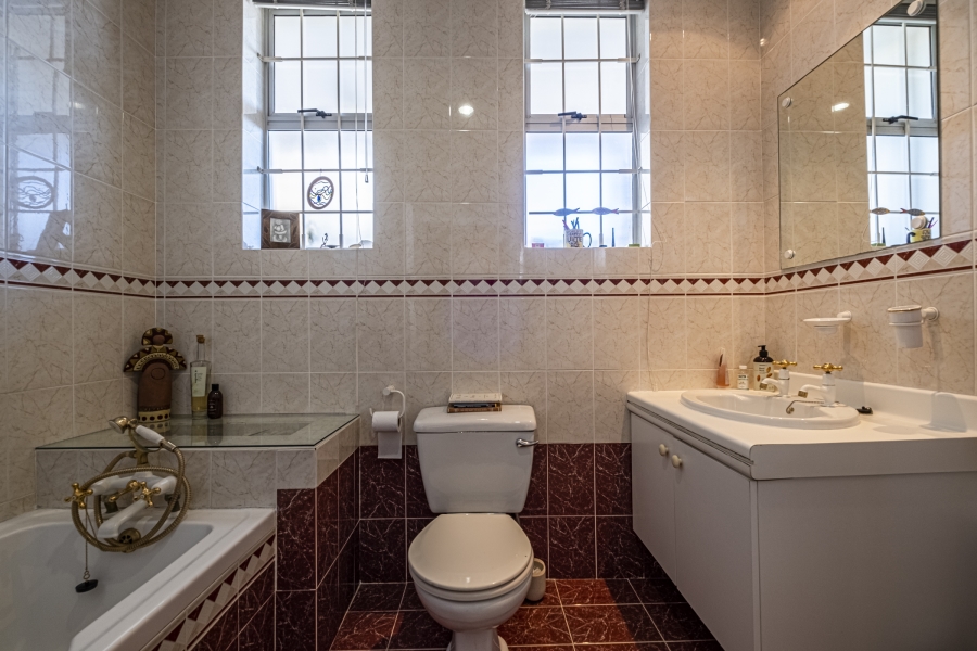 To Let 2 Bedroom Property for Rent in Summerstrand Eastern Cape